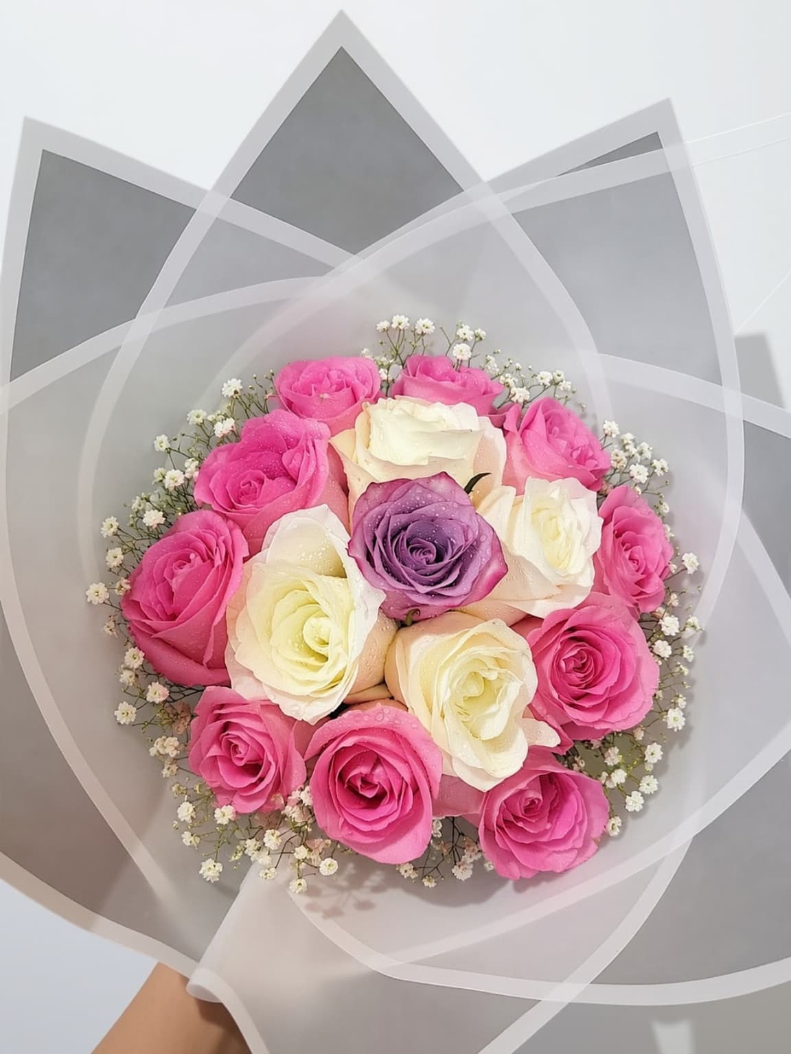 Pastel Harmony 15 Mixed Roses Bouquet