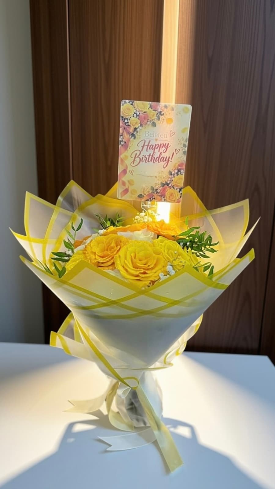 Golden Sunshine 10 Mixed Roses
